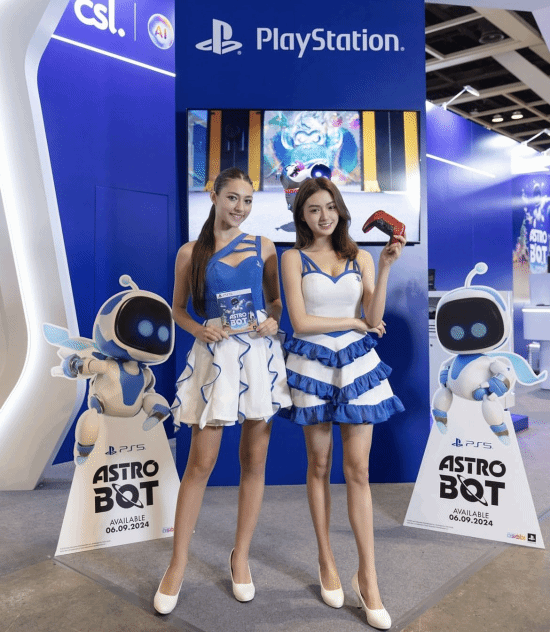 标题：索尼邀请美女玩家参与宇宙机器人游戏宣传活动